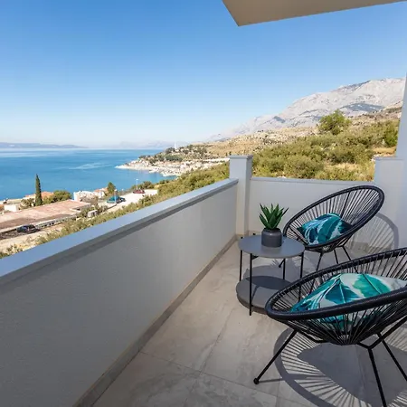 Vakantiehuis Luxury Dioniz